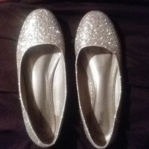gold glitter slip ons